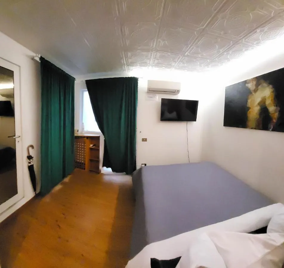 Giulia'S Nidus Apartment Rome